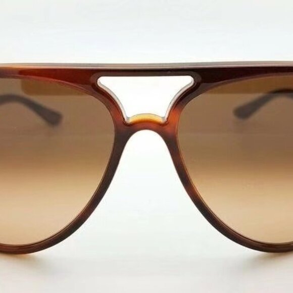 Ray-Ban RB4125 Tortoiseshell Polarized Sunglasses - Picture 4 of 7